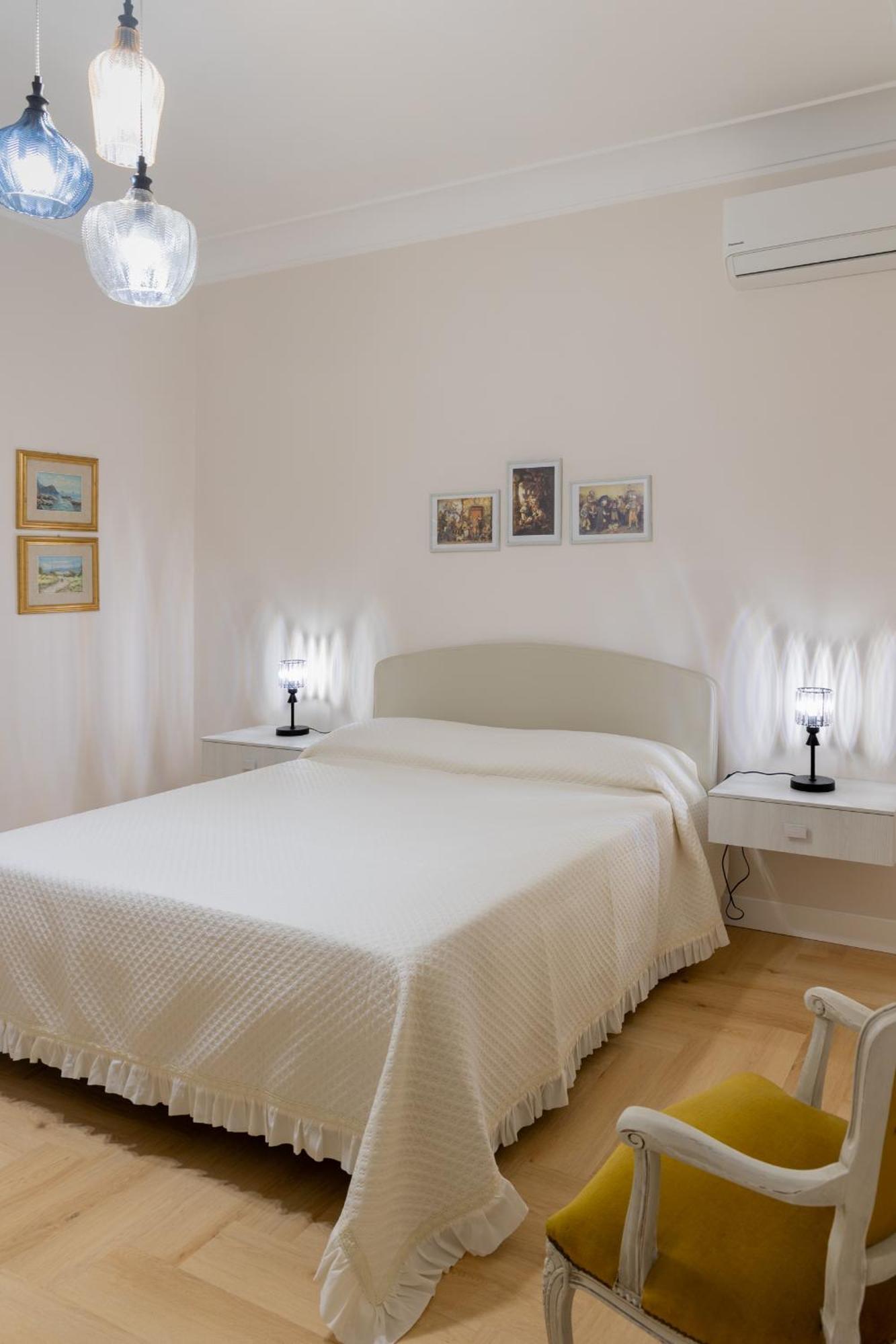 Aep House Pompei Apartment Bagian luar foto